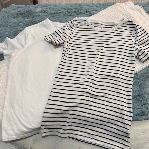A New Day Bundle of T-Shirts Small and Extra Small - Picture 1 of 6